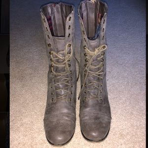 [MADDEN GIRL] Combat boots